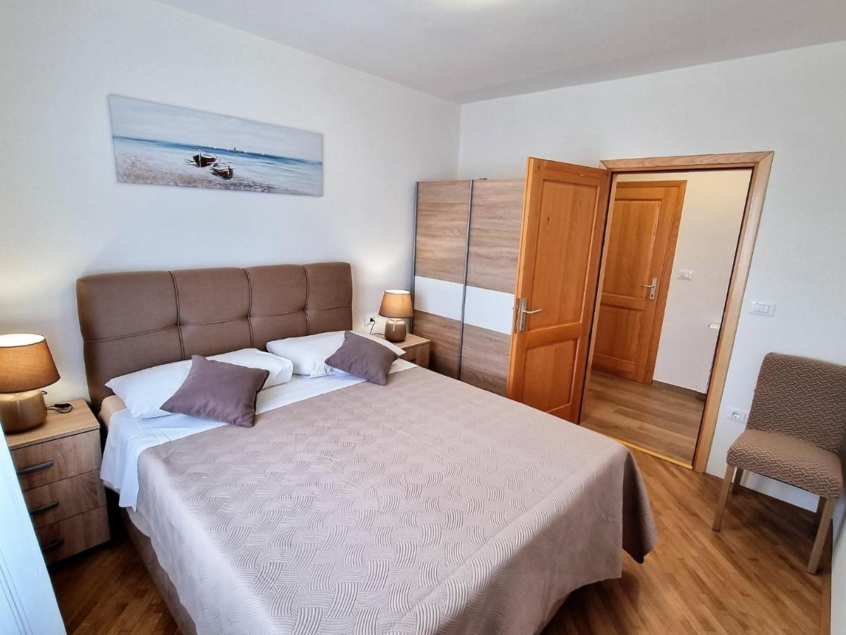 Apartments Valentina Umag Exterior photo